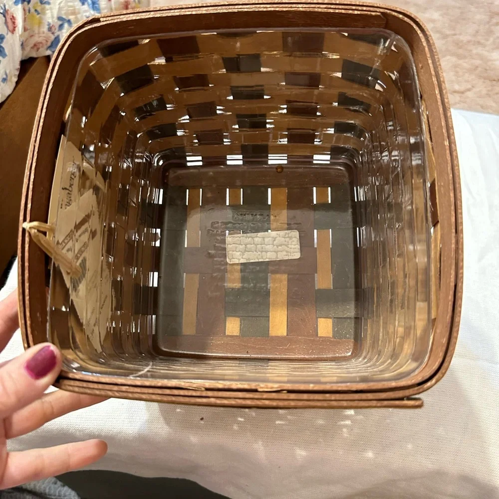 2010 Longaberger Basket. 7 1/2” x 8 1/2”. Has protective liner. - Picture 5 of 5